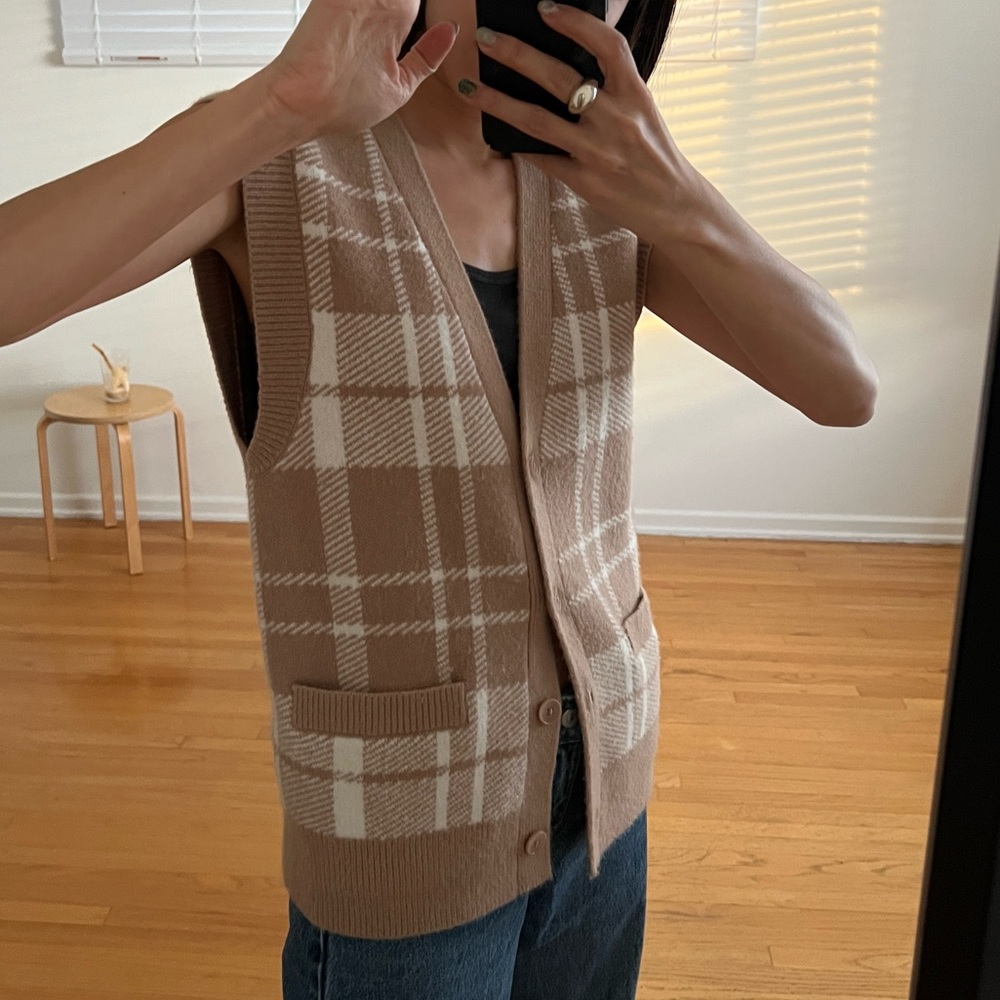 Aritzia Wilfred Wool Vest